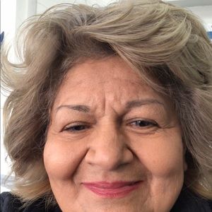 Meet your Posher, Lidia